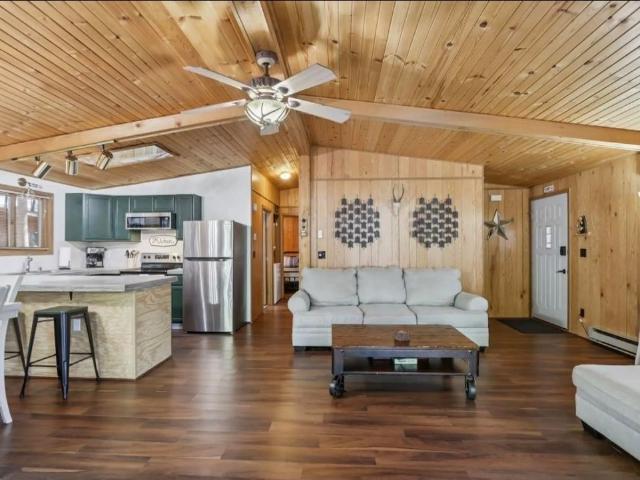 1251 Canyon Road