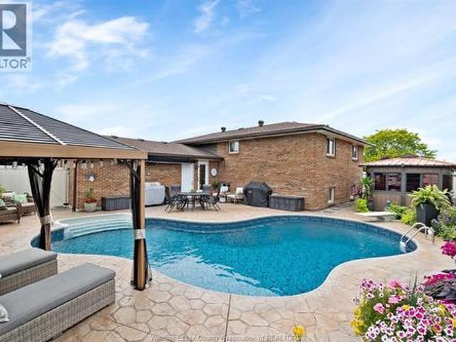 1251 Huntwick Place, Lasalle, ON, N9H 2B4 house for sale | Listing ID 26016 | Royal LePage