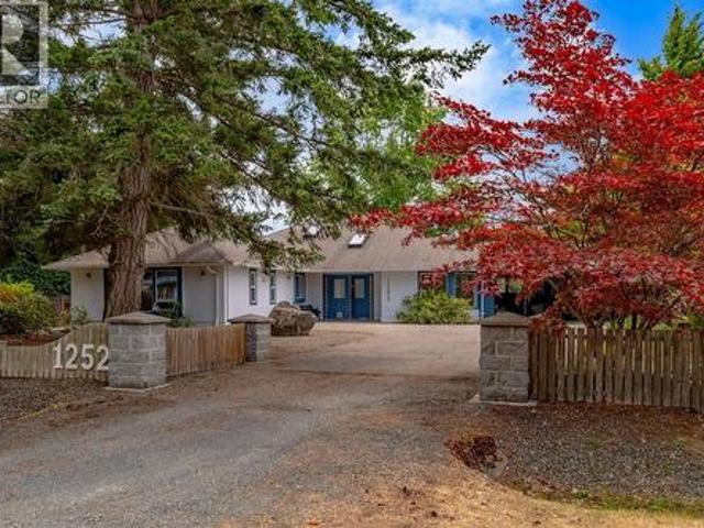 1252 Bunker Pl, French Creek, BC, V9P 1W8 house for sale | Listing ID 1050 | Royal LePage
