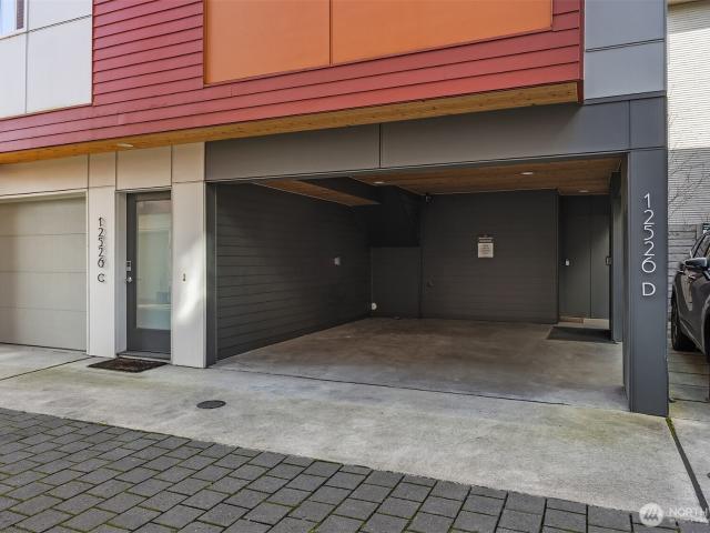 1252 th Avenue NE # D