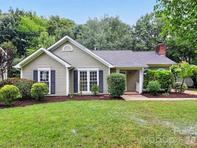 12538 Levins Hall Rd, Huntersville, NC 28078