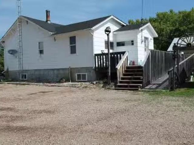 125 56524 Rng Rd 52A, Lindbergh, AB, T0A 1A0 house for sale.