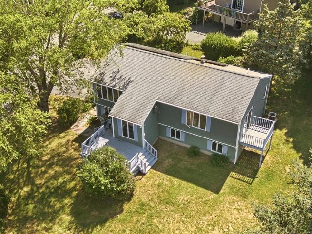 125 Colonial Avenue