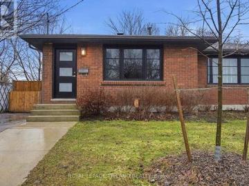 London, Ontario - Garden, Office room, Gym