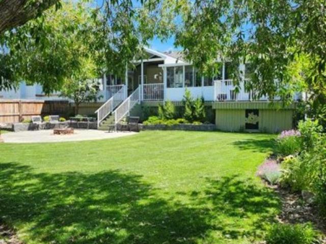 125 Copeland Close, Langdon, AB, T0J 1X2 house for sale | Listing ID A2289 | Royal LePage
