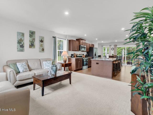 125 Coquina Lane