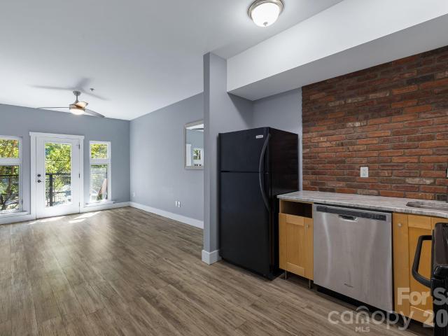 125 Clingman Avenue # 203