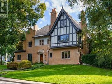 Hamilton, Ontario, Ontario - Parking