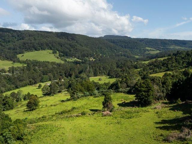 125 Acres of Prime Rural Lifestyle & Income Opportunity Creek Frontage, Views & Endless Potential