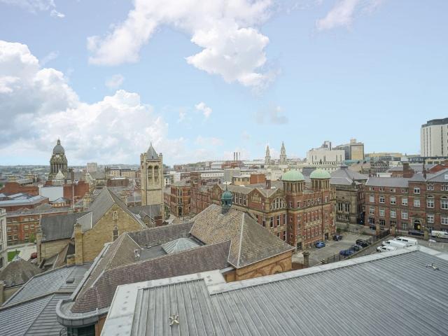 125 Albion Street, Leeds, West Yorkshire LS2, 2 bed shared accommodation to rent, £1,850 pcm | PrimeLocation