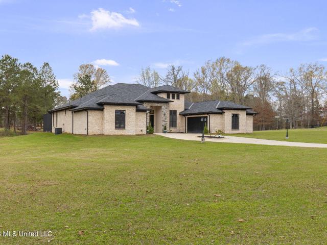 125 Breckenridge Drive