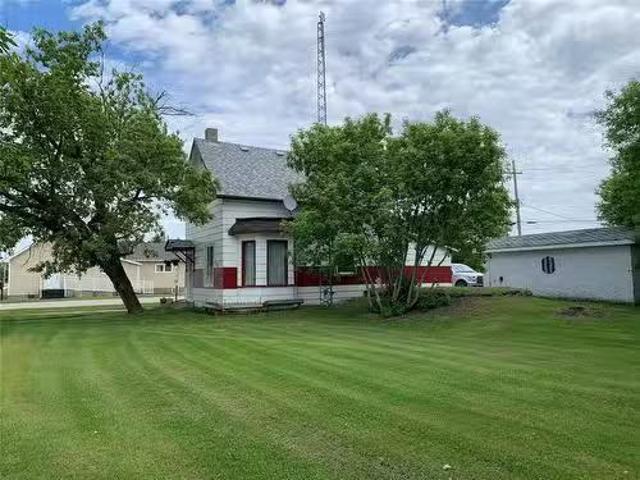 125 Burrows Avenue N, Plumas, MB, R0J 1P0 house for sale Li.