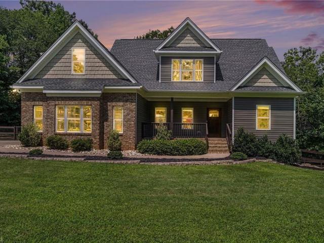 125 Grey Fox Trail