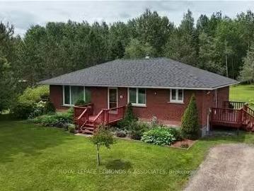 125 Griffith Wagner Road, North Algona Wilberforce, ON, K0J 1X.