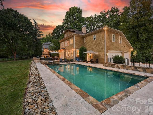 125 Dedham Loop