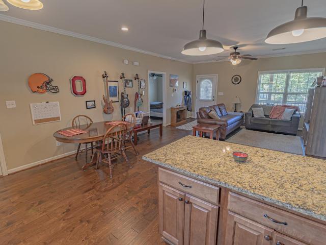 125 Drews Way