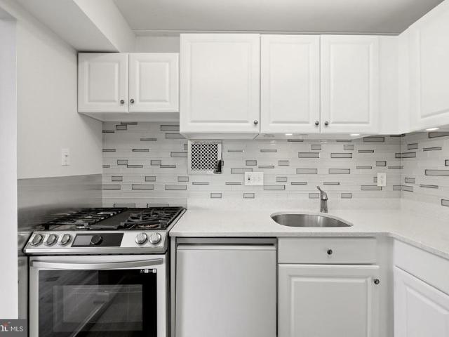 125 E Clubhouse Drive SW # 6