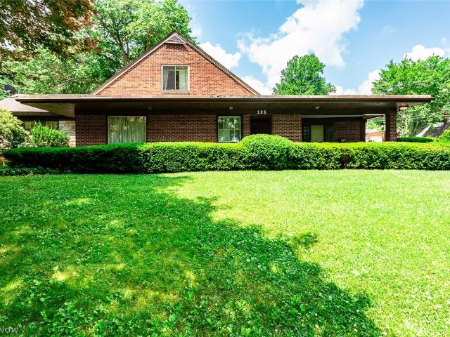 125 Fairlawn Avenue