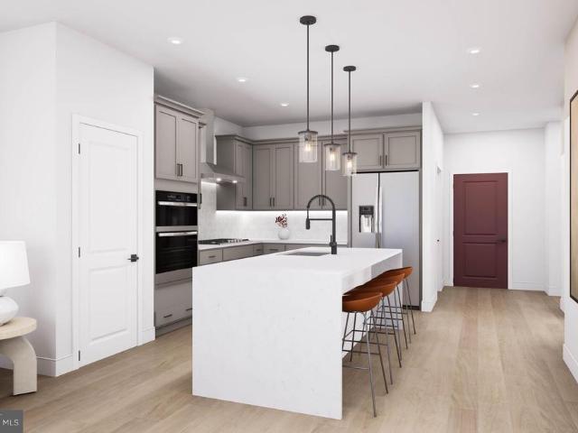 125 Kinsale Place # 303