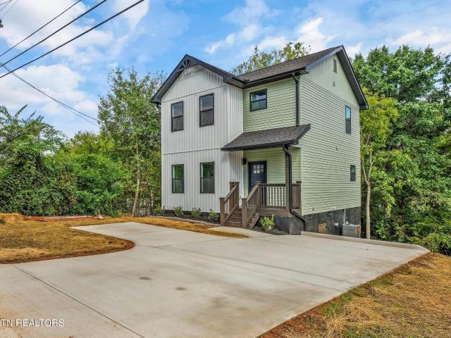 125 Ingersoll Ave