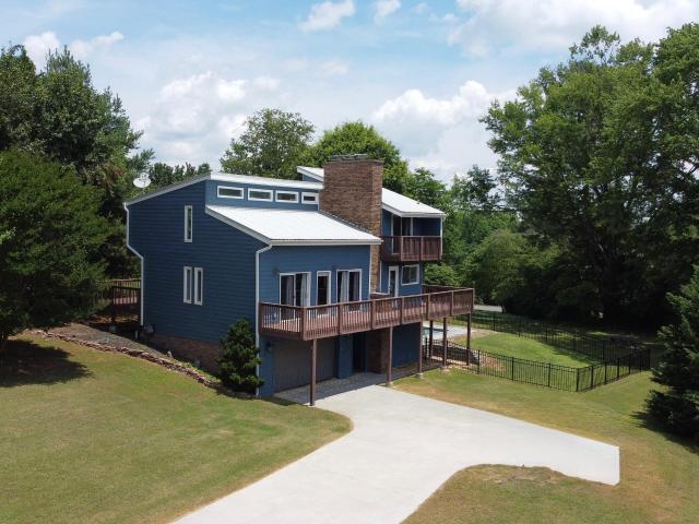 125 Orchard Crest Circle
