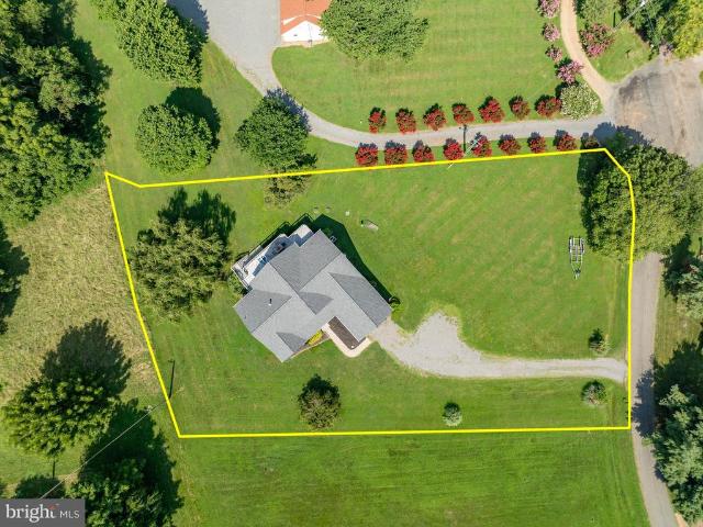 125 Lake Ct