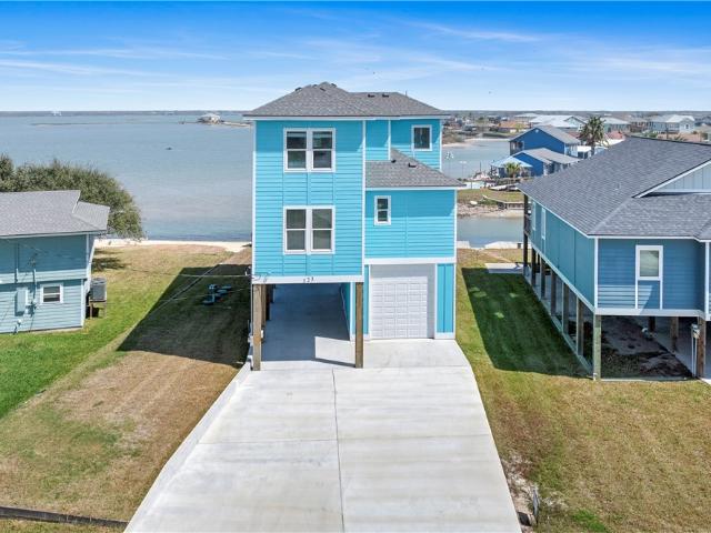 125 Lakeview Rd, Rockport, TX 78382 | MLS #471265