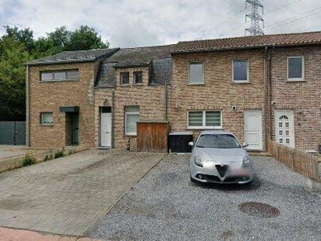 125 m2 apartment for rent in Genk