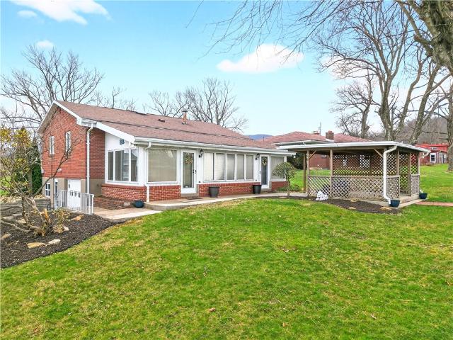 125 Martha Ave