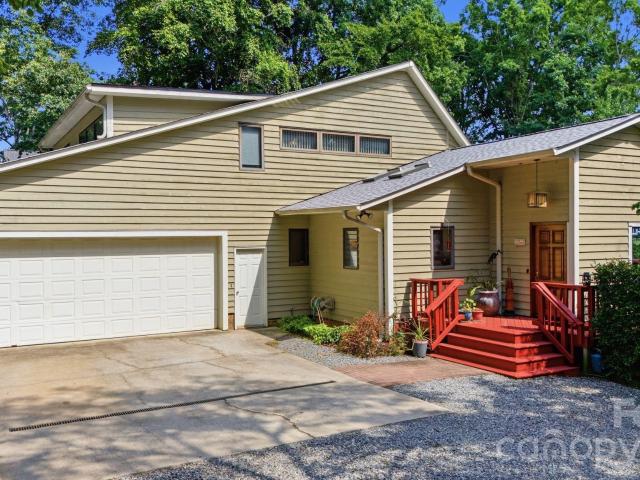 125 Misty Cove Lane