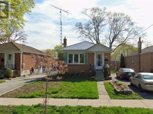 125 North Carson Street, Toronto, ON, M8W 4C7 house for sale | Listing ID W13734 | Royal LePage