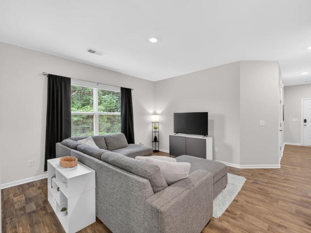 125 Southridge Court
