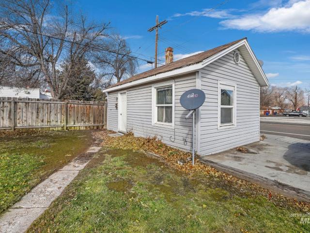 125 Shoup Ave W