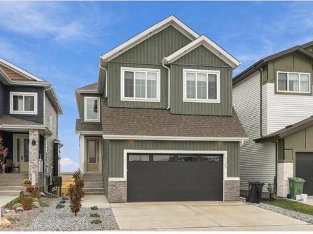 125 Starling Wy, Fort Saskatchewan, AB, T8L 1R5 house for sale | Listing ID E4512 | Royal LePage