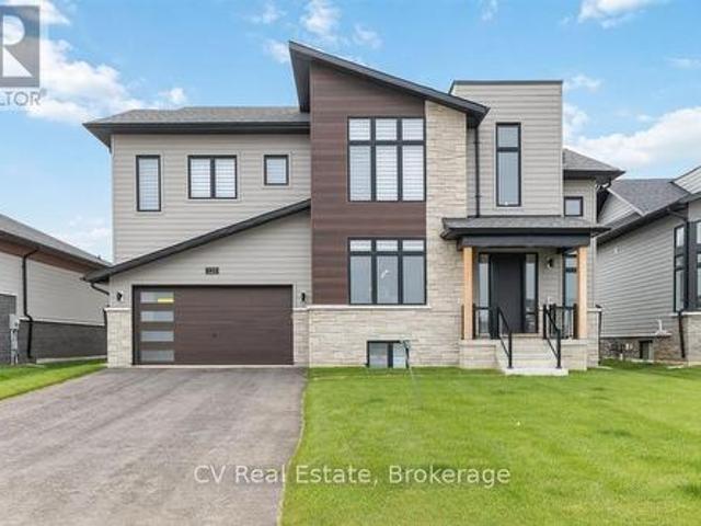 125 Stoneleigh Drive, Blue Mountains, ON, L9Y 4X5 house for sale | Listing ID X13736 | Royal LePage