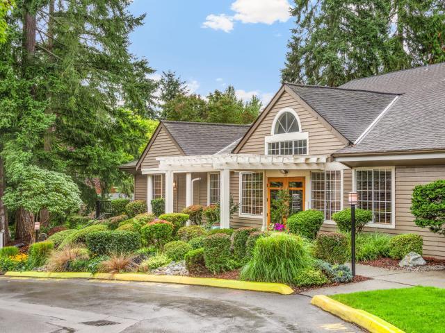 125 SW Campus Drive, 2 beds, 1 full bath