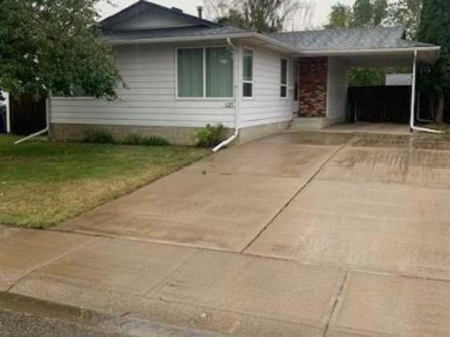 125 Pensacola Court West, Lethbridge, AB, T1K 4R7 house for lease | Listing ID A2341 | Royal LePage