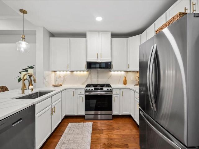 125 Pier View Street Unit 407
