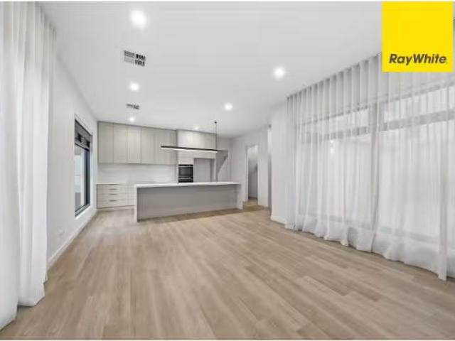 1/25 Rosanove Crescent, DENMAN PROSPECT Townhouse for rent Li.