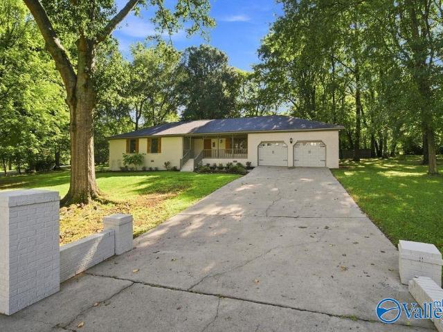 125 Rachel Drive NW