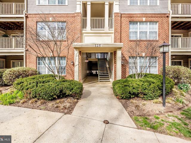 125 Timberbrook Ln, Unit 102, Gaithersburg, MD 20878 | MLS #MDMC2222