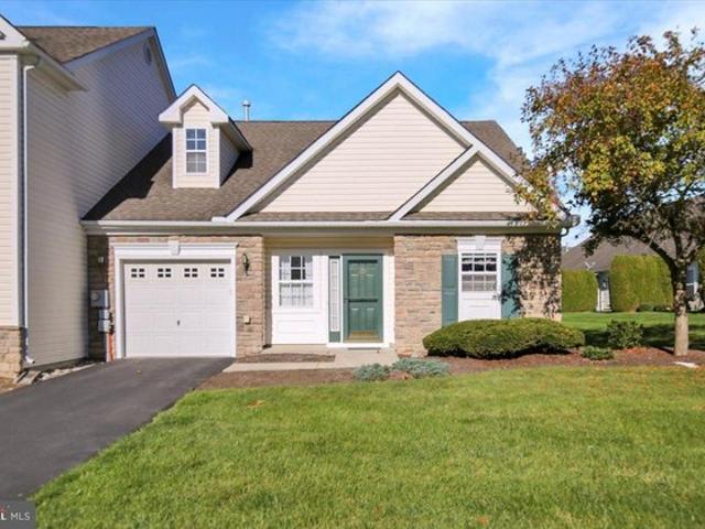125 Village Dr, Maiden Creek Township, PA 19510