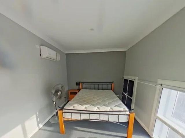 65 crystal petersham, Sydney