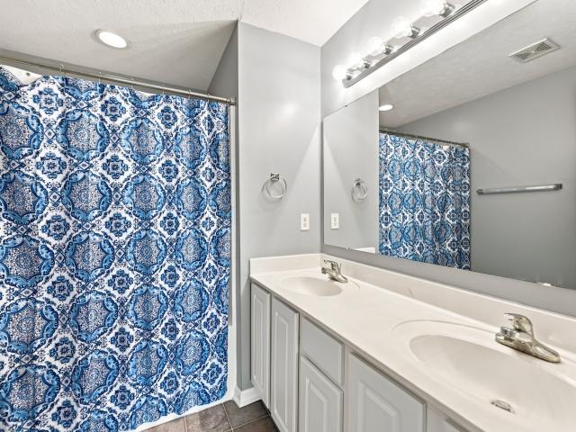 12673 Ladson St, Fishers, IN 46038 | MLS #22088