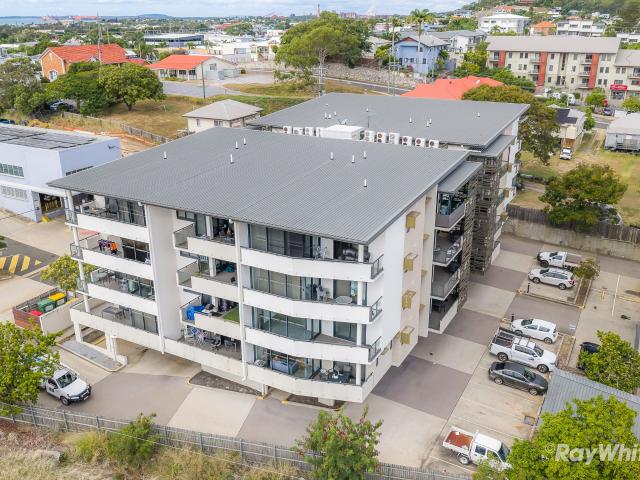 126/75 Central Lane Gladstone Central, QLD 4680