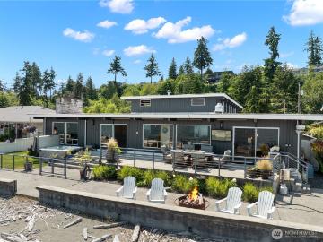 1267 Beach Dr, Camano Island, WA 98282 | MLS #2473