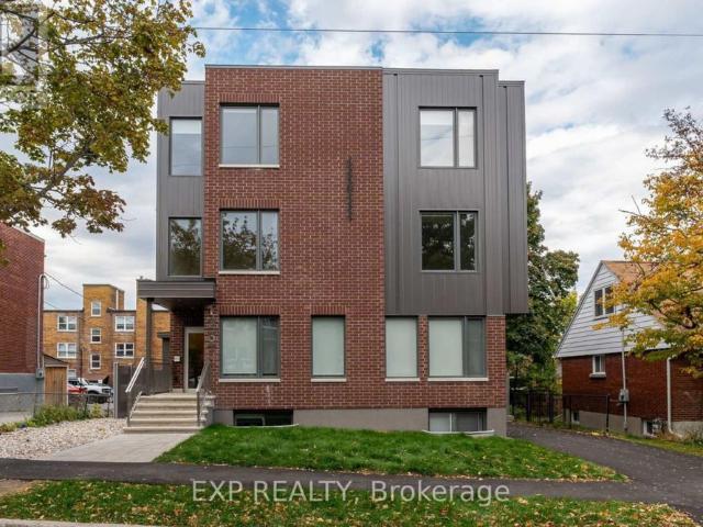 1267 Summerville Avenue #4 Ottawa, ON K1Z8G6