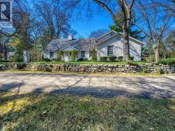 1268 Green Acres Road, Sarnia, ON, N7S 2M7 house for sale | Listing ID 26007 | Royal LePage