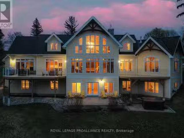 12698 Loyalist Parkway, Prince Edward County Picton, ON, K0K.