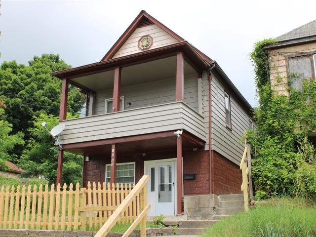 1269 8th Ave